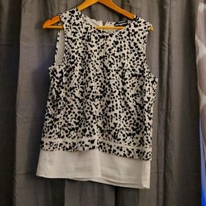 Black and white sleeveless top karl.Lagerfeild